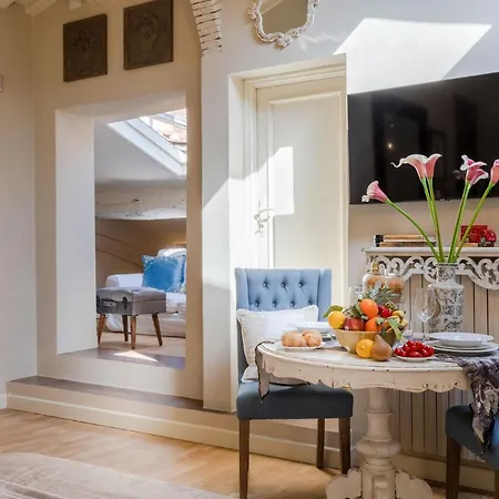 Apartmán Moro Suite, Classy And Romantic In *