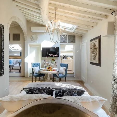 Apartmán Moro Suite, Classy And Romantic In *