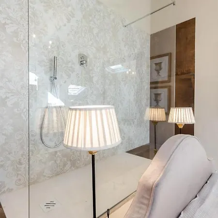Apartamento Moro Suite, Classy And Romantic In *