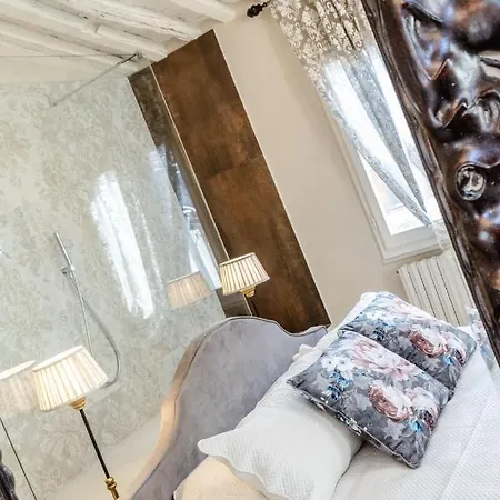 Apartamento Moro Suite, Classy And Romantic In Lucca