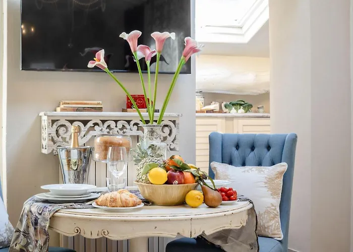 Moro Suite, Classy And Romantic In